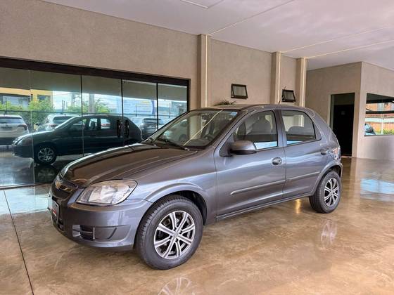 CHEVROLET CELTA 1.0 MPFI LT 8V FLEX 2P MANUAL CHEVROLET CELTA 1.0 MPFI LT 8V FLEX 2P MANUAL
